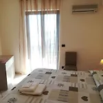 La Collina Bed & Breakfast 3*