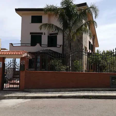Bed & Breakfast La Collina Capo dʼOrlando