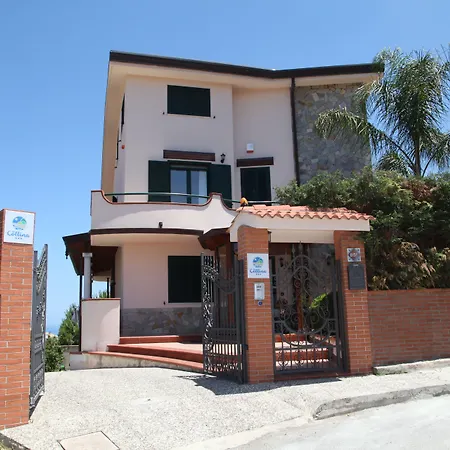 La Collina 3* Capo dʼOrlando